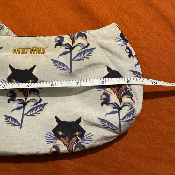 Miumiu wristlet in fabric. Limited edition - Picture 5 of 6